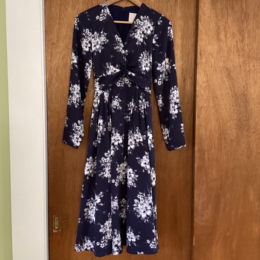 Gal meets glam dress EUC Size 4